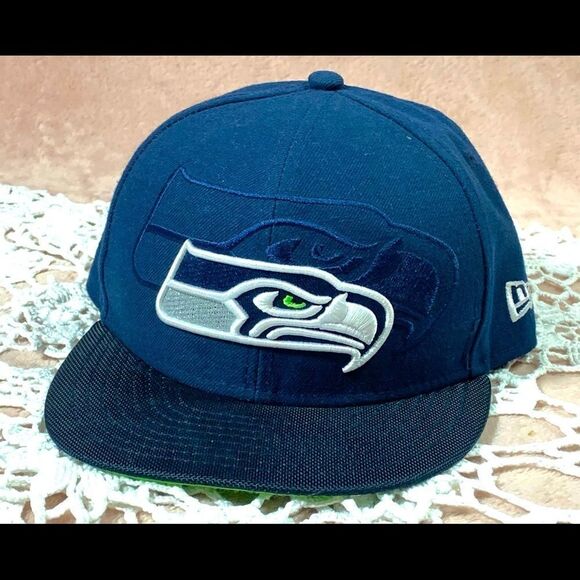 Kids Seattle Seahawks Fitted New Era On Field Hat - Picture 1 of 7